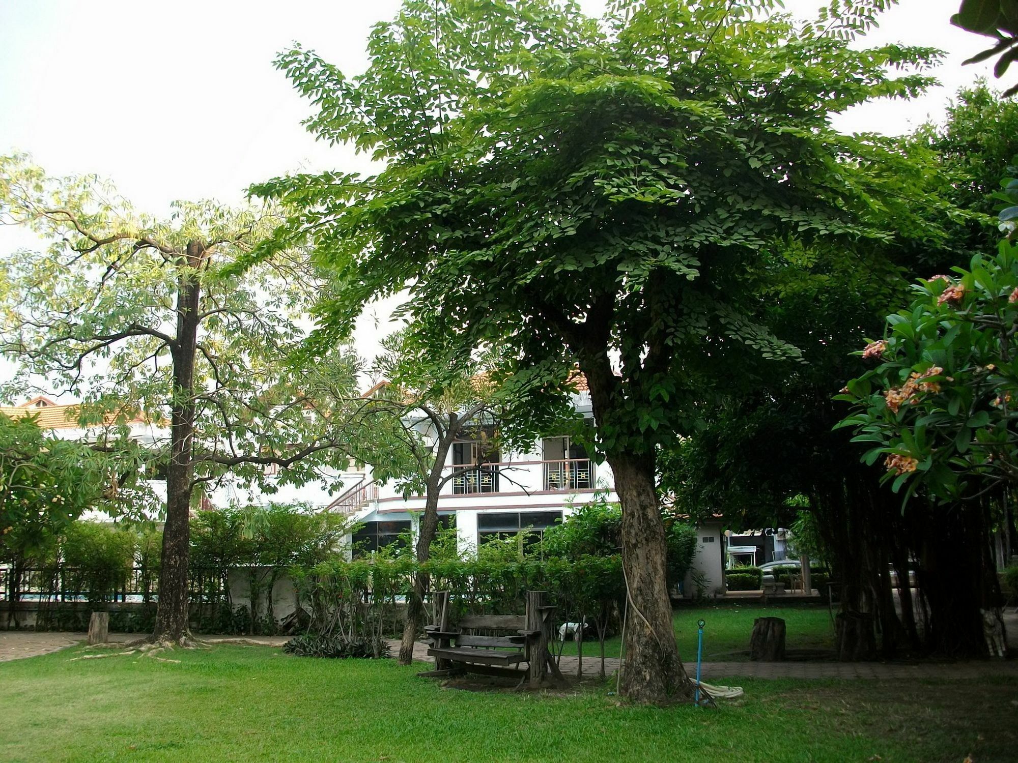 A Joy House - Kaset Nawamin City Banguecoque Exterior foto