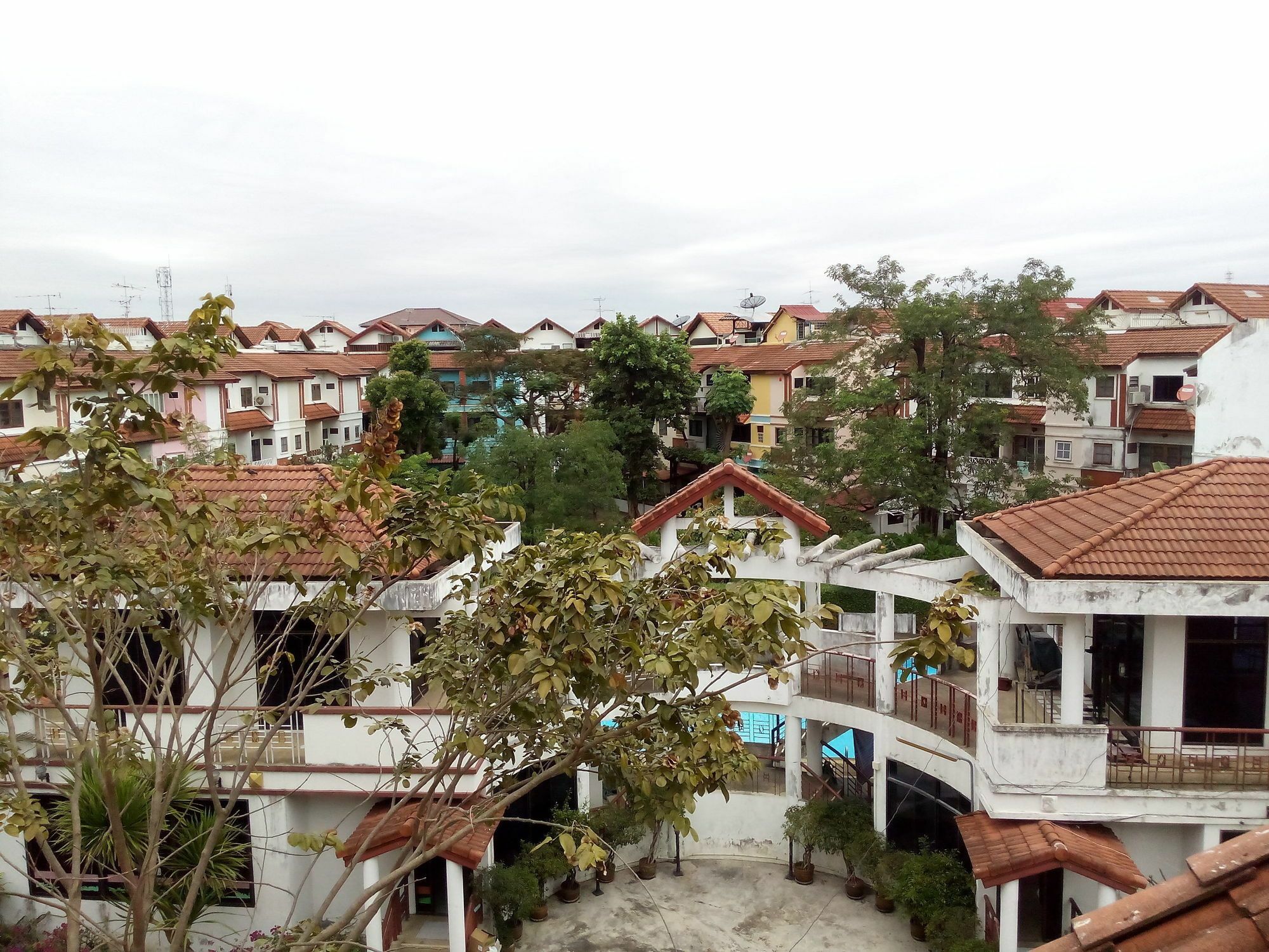 A Joy House - Kaset Nawamin City Banguecoque Exterior foto